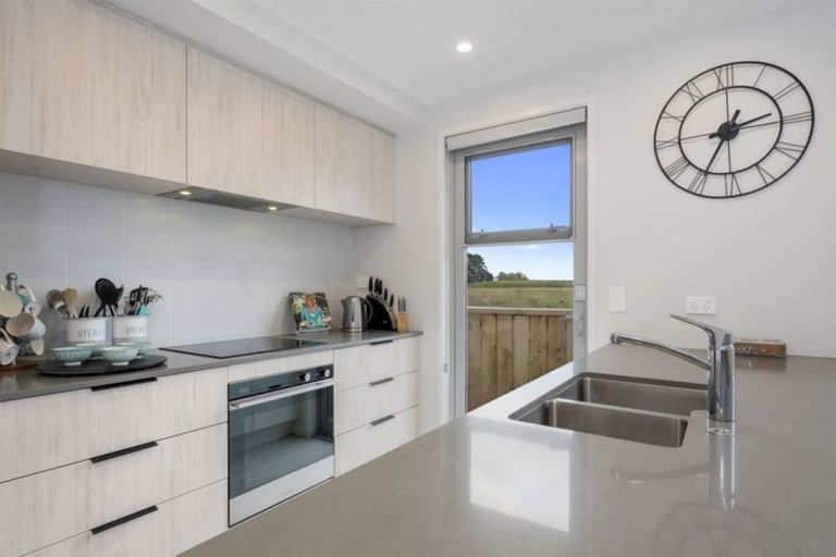 Photo of property in 26 Franks Way, Papamoa Beach, Papamoa, 3118