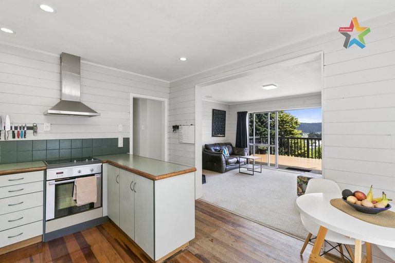 Photo of property in 48 Wright Street, Wainuiomata, Lower Hutt, 5014