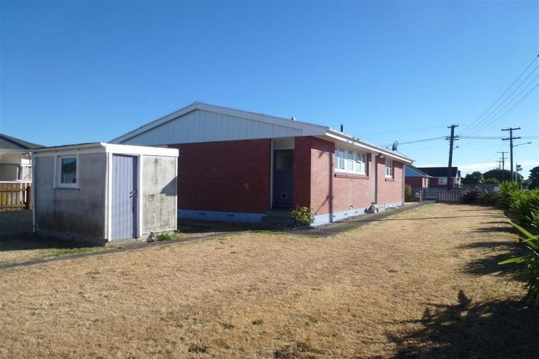 Photo of property in 73 Taumaihi Street, Bulls, 4818