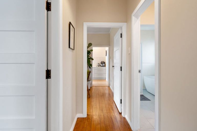 Photo of property in 37 Puketai Street, Andersons Bay, Dunedin, 9013