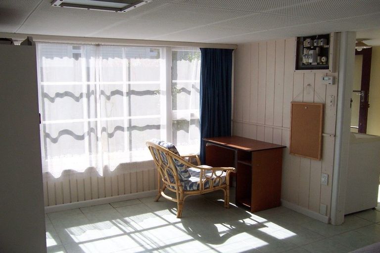 Photo of property in 2/34 Taylors Avenue, Bryndwr, Christchurch, 8052