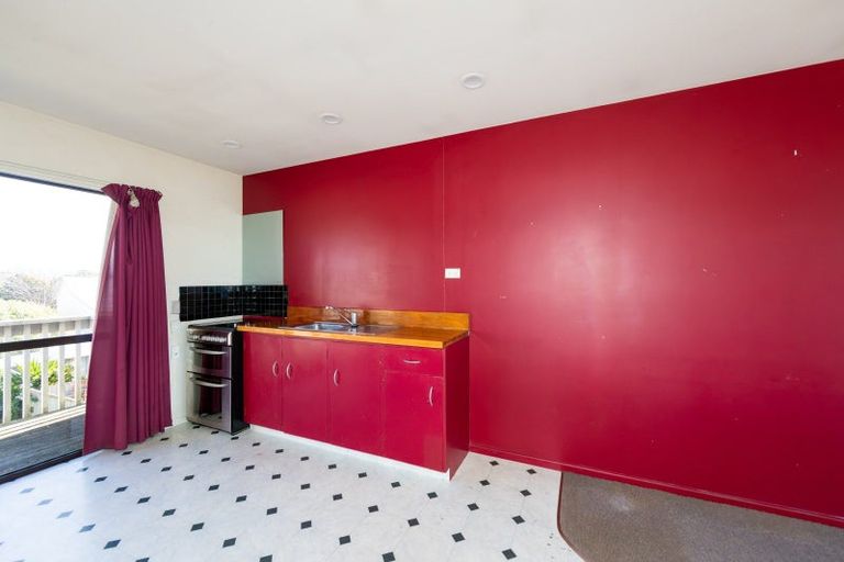 Photo of property in 653 Marine Parade, Napier South, Napier, 4110