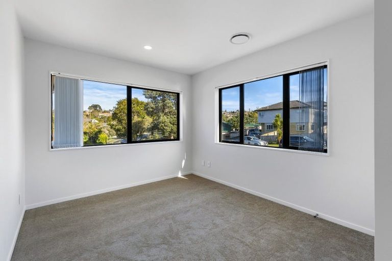 Photo of property in 40c John Downs Drive, Browns Bay, Auckland, 0630