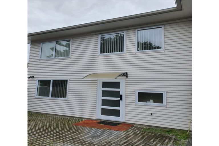 Photo of property in 29/7 Neal Avenue, Glenfield, Auckland, 0629