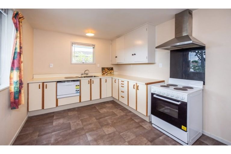 Photo of property in 194 Halswell Road, Hillmorton, Christchurch, 8025