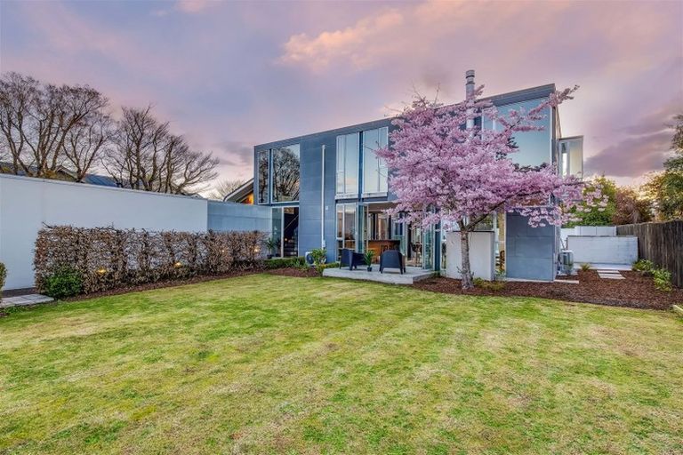 Photo of property in 37 Clifford Avenue, Merivale, Christchurch, 8014