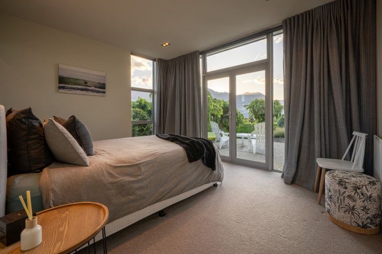 Photo of property in 35 Ridgecrest, Wanaka, 9305