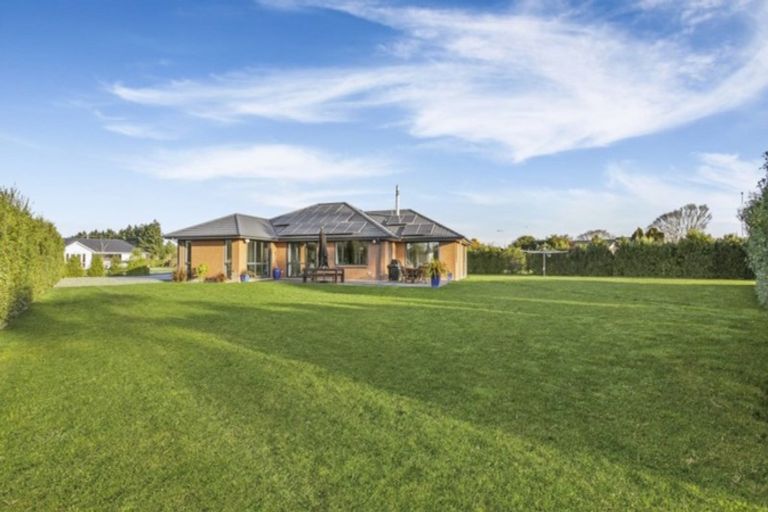 Photo of property in 1 Showground Place, Leeston, 7632