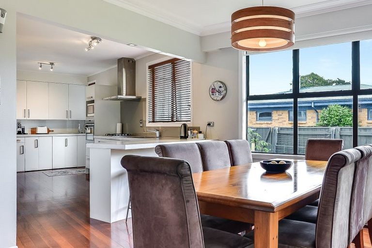 Photo of property in 10 Martin Street, Fairfield, Hamilton, 3214