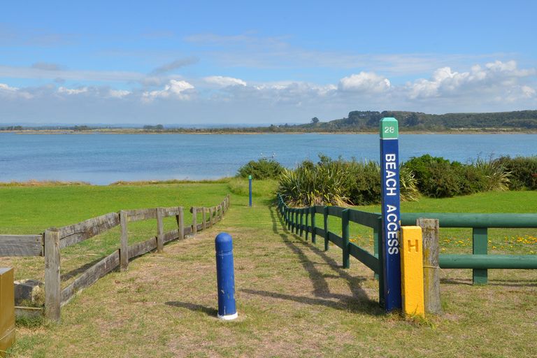 Photo of property in 519 Pukehina Parade, Pukehina, Te Puke, 3189