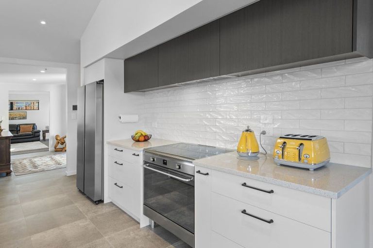 Photo of property in 14 Merino Crescent, Kirwee, 7571