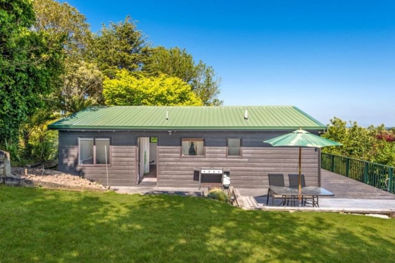 Photo of property in 19 Newcastle Road, Dinsdale, Hamilton, 3204