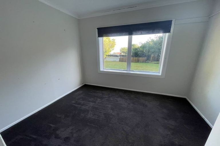 Photo of property in 25 Bradbury Road, Botany Downs, Auckland, 2010