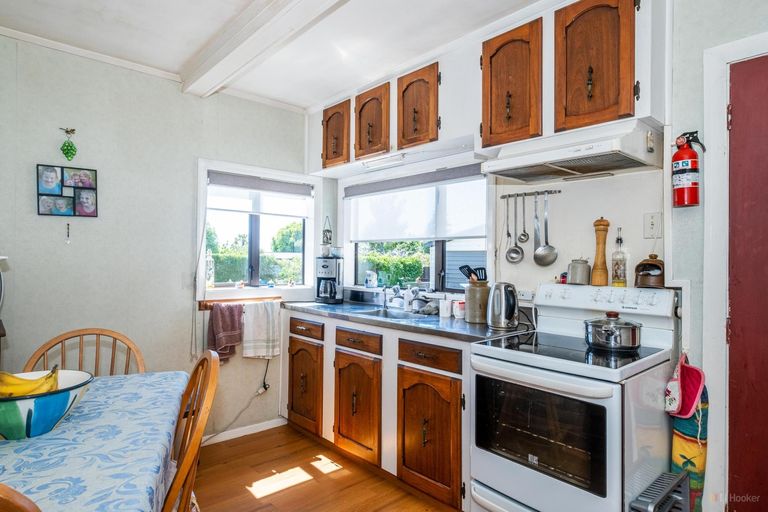 Photo of property in 39 Rhodes Street, Waimate, 7924