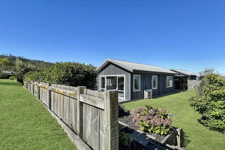 Photo of property in 113 Kenrigg Road, Kinloch, Taupo, 3377