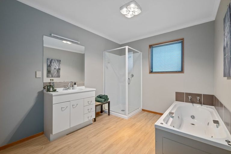 Photo of property in 9 Ashford Grove, Rapaura, Blenheim, 7273