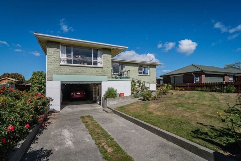 Photo of property in 27 Saint Leonards Road, Temuka, 7920