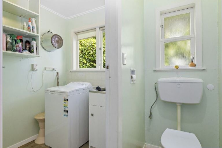 Photo of property in 32 Pempsey Street, Silverstream, Upper Hutt, 5019