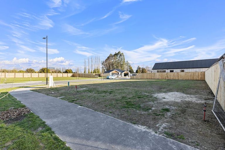 Photo of property in 7 Meadow Stream Drive, Casebrook, Christchurch, 8051