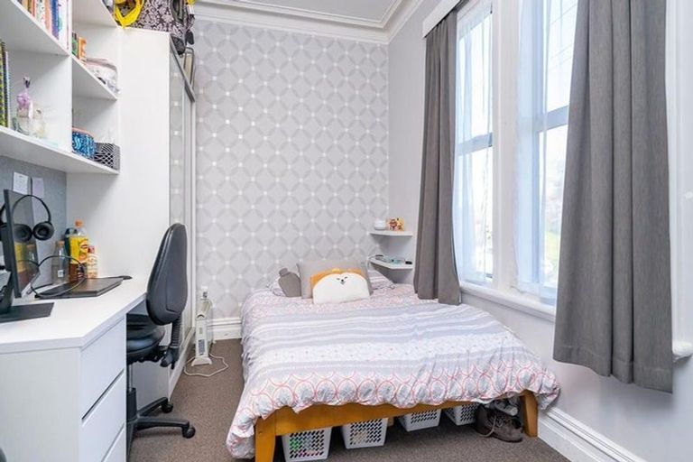 Photo of property in 42 Gladstone Road, North East Valley, Dunedin, 9010