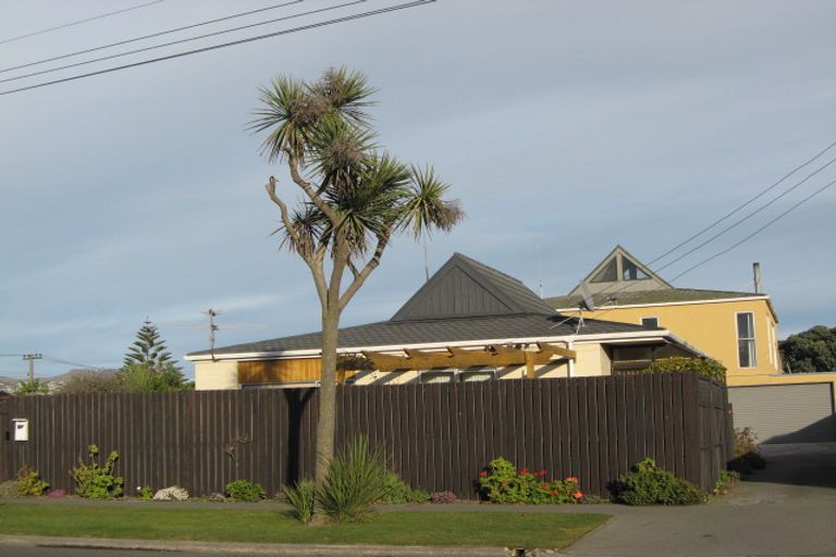 Photo of property in 2/42 Rocking Horse Road, Southshore, Christchurch, 8062