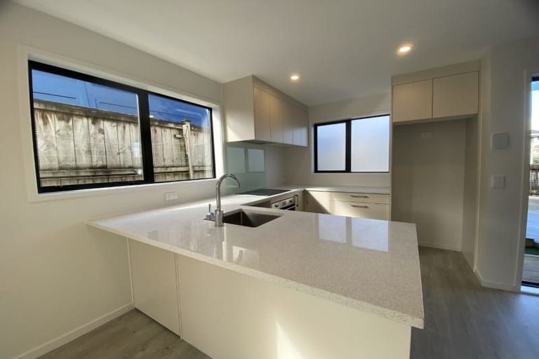 Photo of property in 3/23 View Road, Papakura, 2110