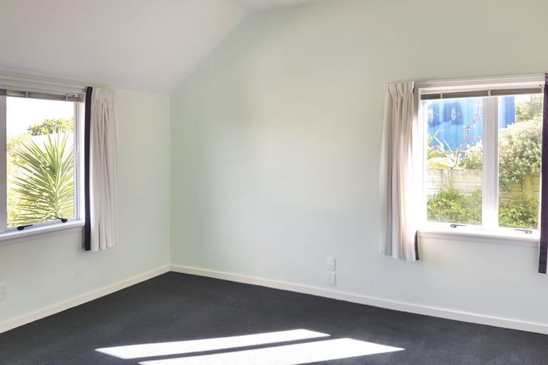 Photo of property in 11 Enticott Place, Huntsbury, Christchurch, 8022
