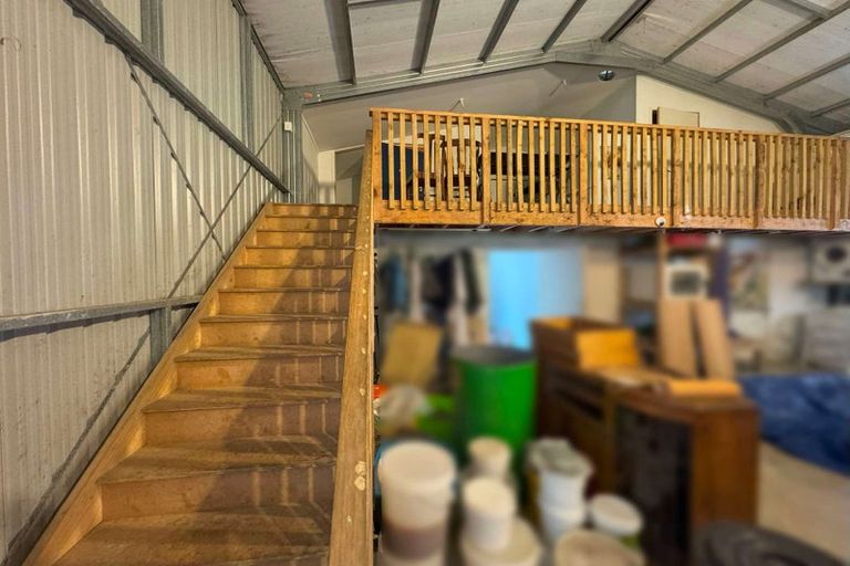 Photo of property in 103 Mcleod Road, South Head, Helensville, 0874