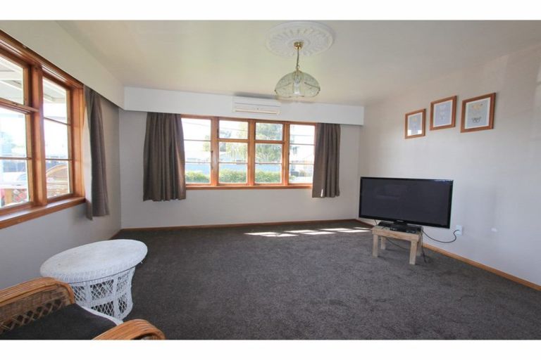 Photo of property in 22 Lybster Street, Blenheim, 7201