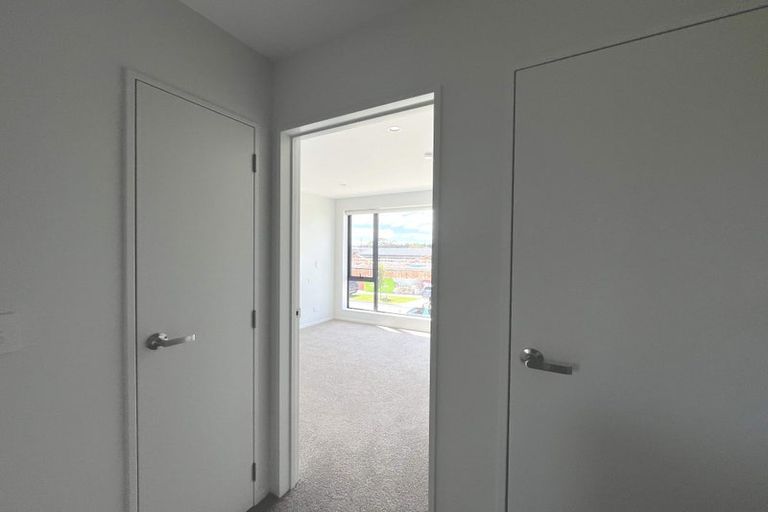 Photo of property in 5 Ngakoro Road, Karaka, Papakura, 2113