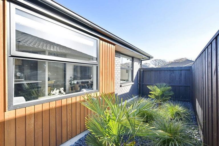 Photo of property in 4 Croydon Street, Woodend, 7610