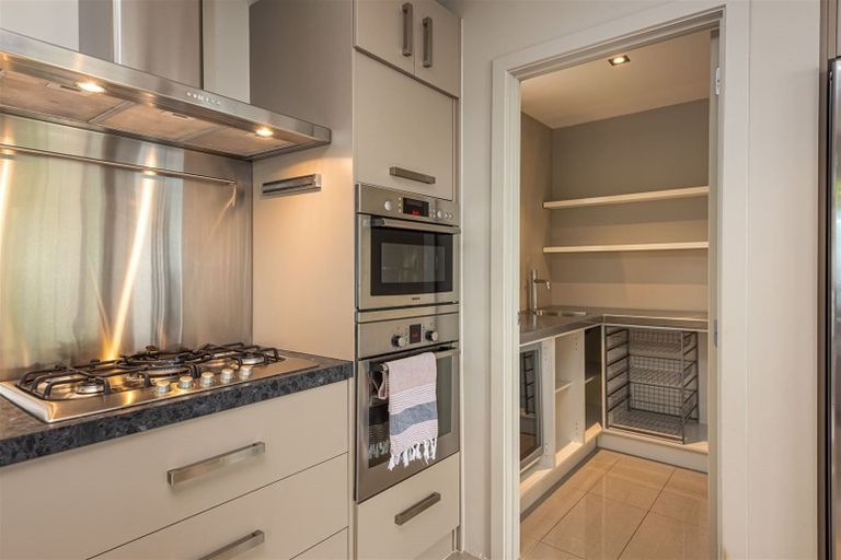 Photo of property in 12 Mandalay Lane, Redcliffs, Christchurch, 8081