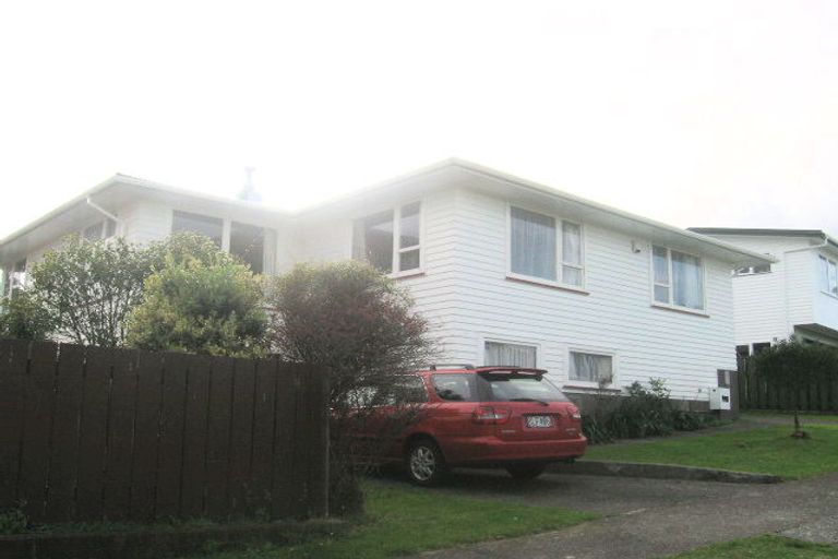 Photo of property in 21 Maple Grove, Maungaraki, Lower Hutt, 5010