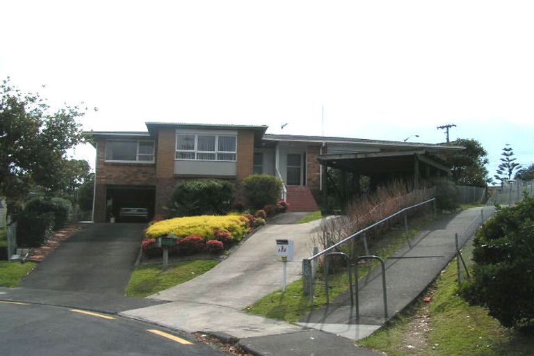 Photo of property in 2/106 Bond Crescent, Forrest Hill, Auckland, 0620