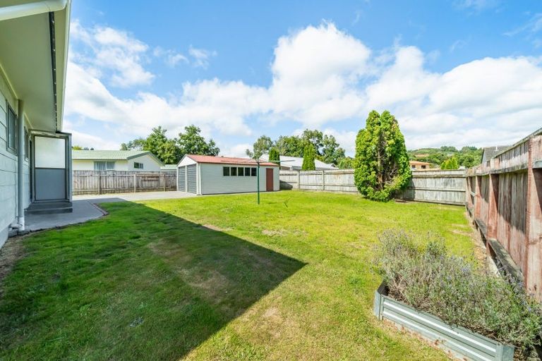 Photo of property in 4 Igloo Place, Red Hill, Papakura, 2110