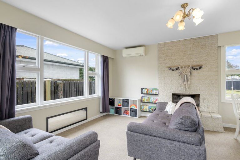 Photo of property in 10 Longden Street, Darfield, 7510