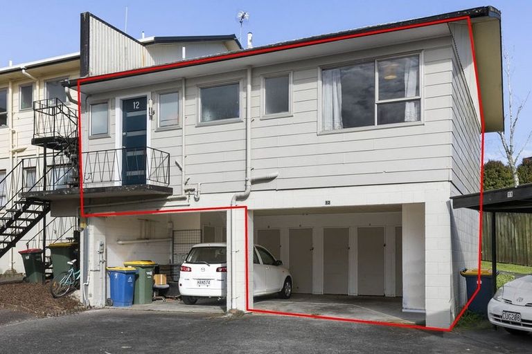 Photo of property in 12/31 Blease Street, New Lynn, Auckland, 0600