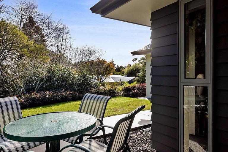 Photo of property in 184b Seaview Road, Westown, New Plymouth, 4310
