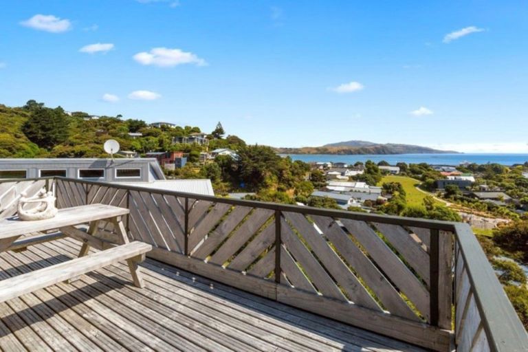 Photo of property in 32 Cluny Road, Plimmerton, Porirua, 5026