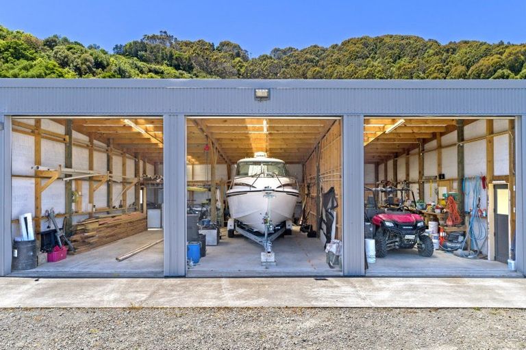 Photo of property in 12 Mahia Heights Drive, Mahia, Nuhaka, 4198