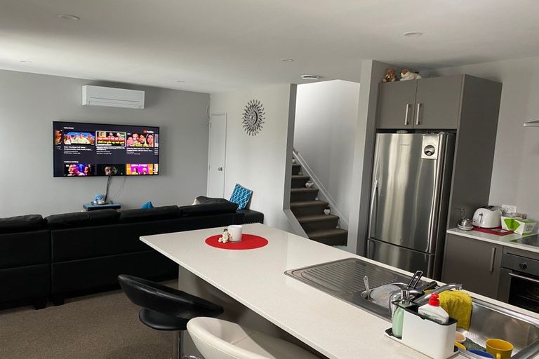 Photo of property in 15 Tribute Loop, Takanini, 2112