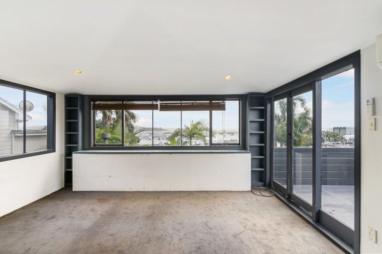 Photo of property in 4a Harbour Street, Saint Marys Bay, Auckland, 1011