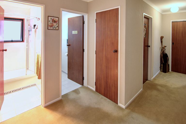 Photo of property in 42 Oak Street, Masterton, 5810