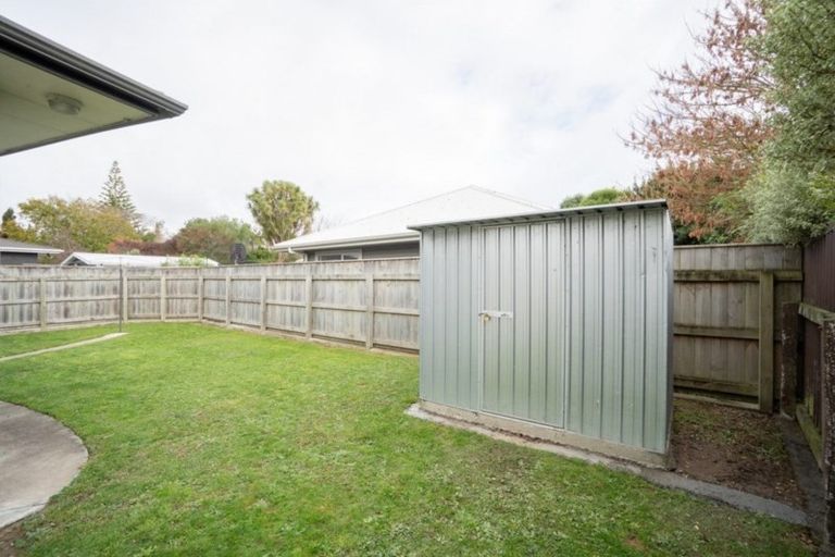 Photo of property in 139 Ruamahanga Crescent, Terrace End, Palmerston North, 4410