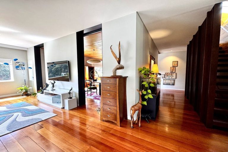 Photo of property in 16 Burnham Street, Seatoun, Wellington, 6022