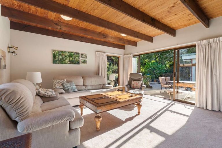 Photo of property in 4 Cemetery Road, Waiuku, 2123