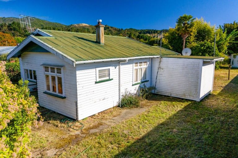 Photo of property in 74 Old Mill Road, Brooklyn, Motueka, 7198