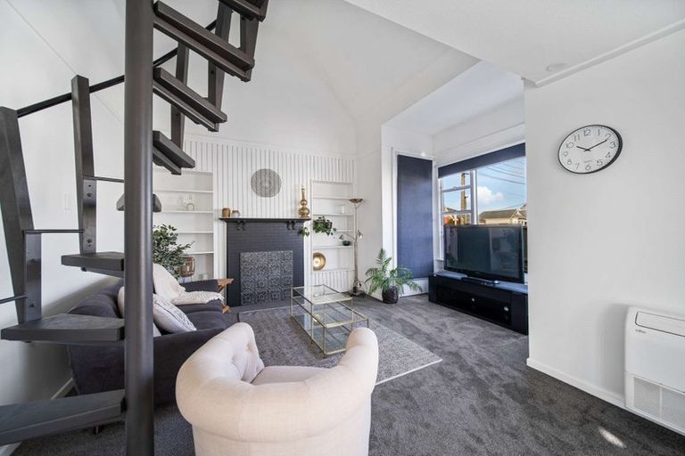 Photo of property in 64 Oxford Street, South Dunedin, Dunedin, 9012