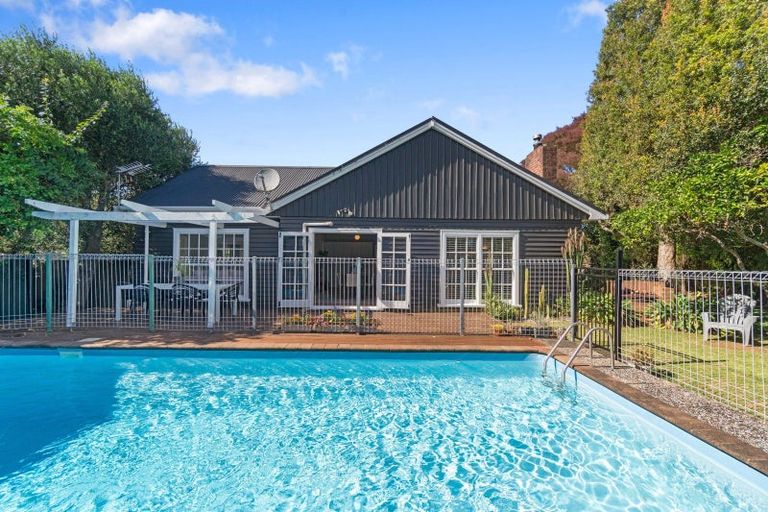 Photo of property in 92 Trafalgar Street, Onehunga, Auckland, 1061