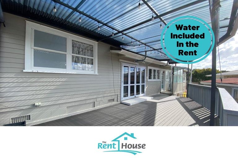 Photo of property in 53 Chatsworth Crescent, Pakuranga Heights, Auckland, 2010